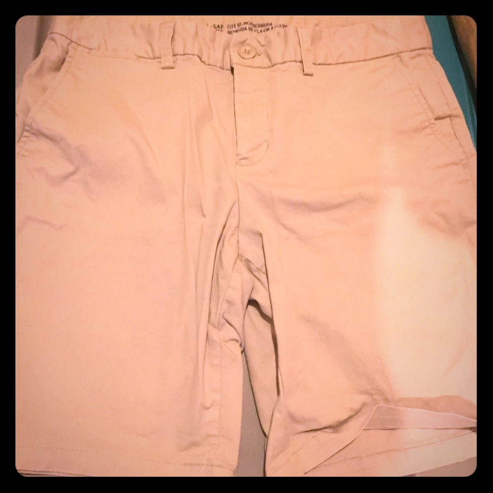 Khaki shorts